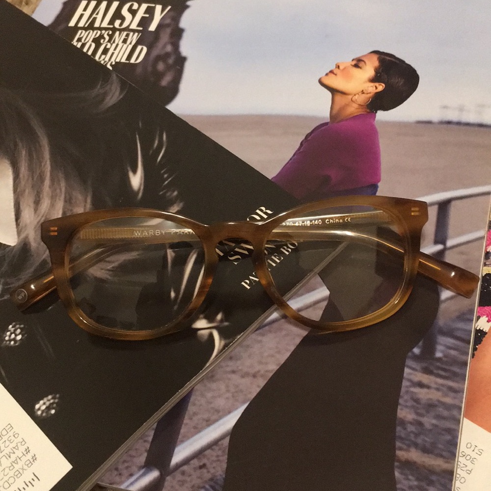 Warby Parker Lyle glasses in English Oak